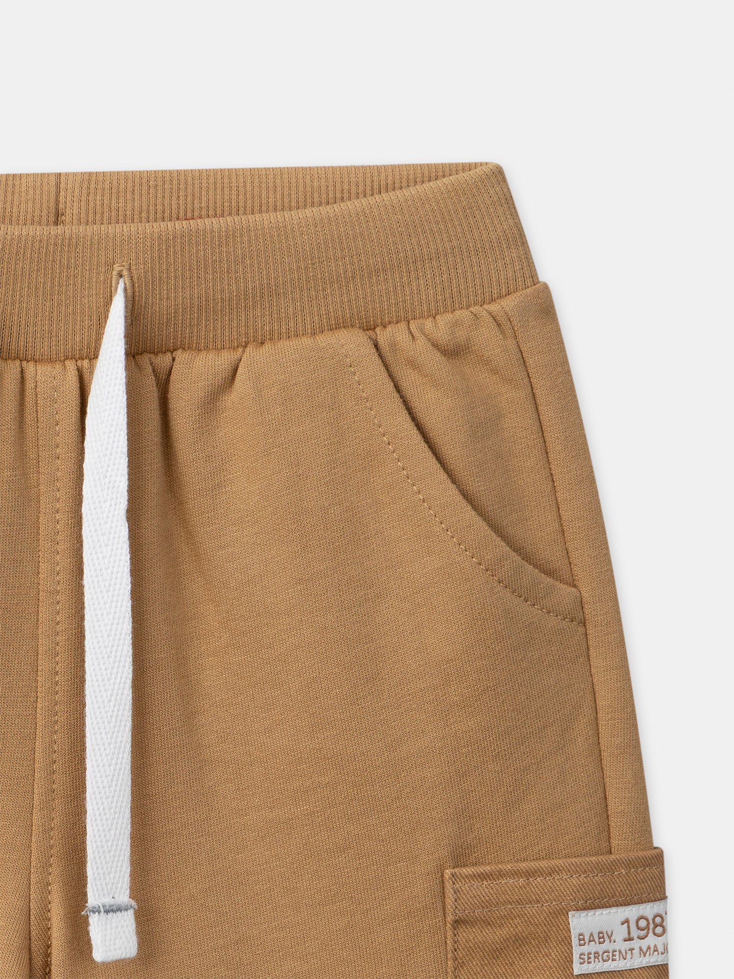 Braune Hose Mädchen