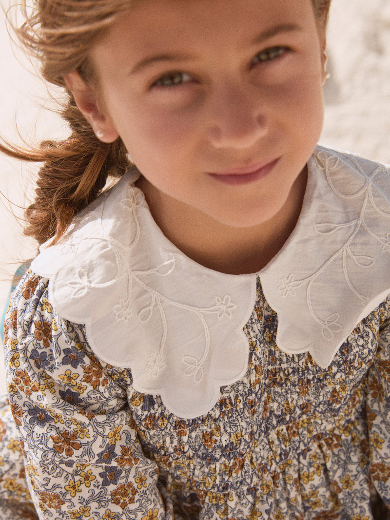 Robe imprimé fleuri à col pétale blanc Fille