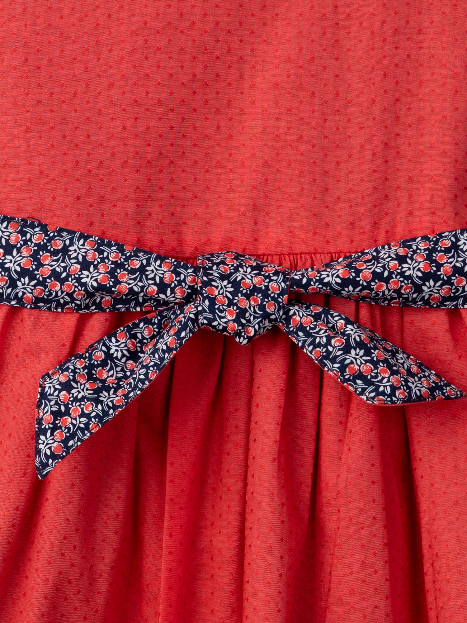 Wendbares rotes oder blumenbedrucktes Kleid für Mädchen