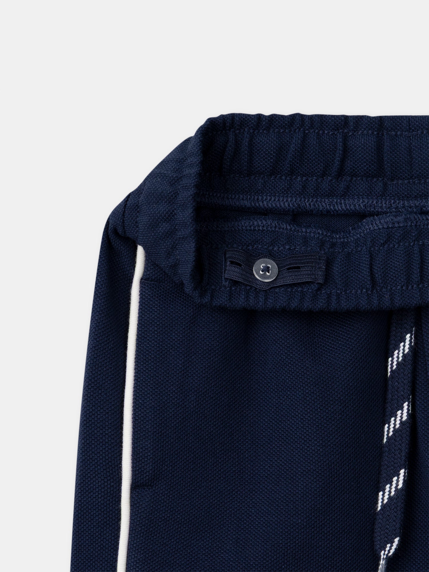 Marineblaue Shorts Junge