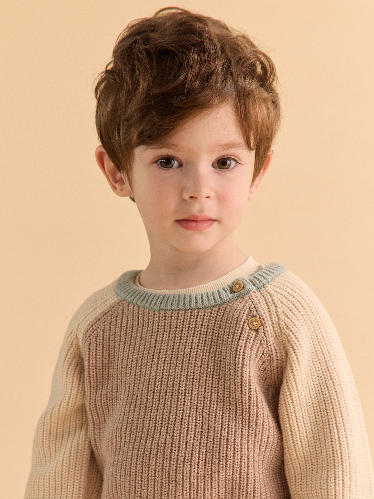 tmp/68893507776/files/01dd3c2a-e72e-4c24-9153-4003d47ce4d0/26H1BG61PUL_I820_3c41f81f7-772e-4c4a-8f31-461951c6d49e.jpg