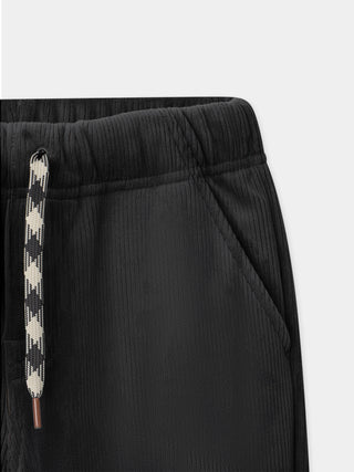 tmp/68893507776/files/c522558b-bab2-4f99-bcb8-319ddb3eb33a/26H3PG81CFP_942_10214961f82-818a-4b7c-99bc-220a79da5256.jpg