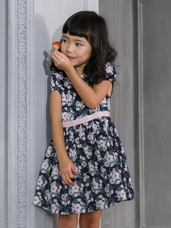 Kind Mädchen marineblaues Kleid mit Blumendruck COUFLETTE / 22E2PFH4ROBD302