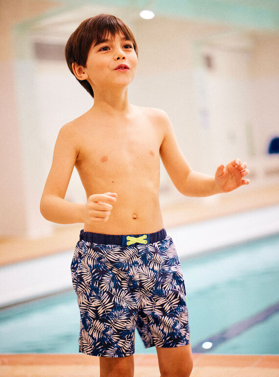 Badeshorts für Kind Junge mit blauem Blattdruck CYSHORTAGE / 22E4PGO6MAI622