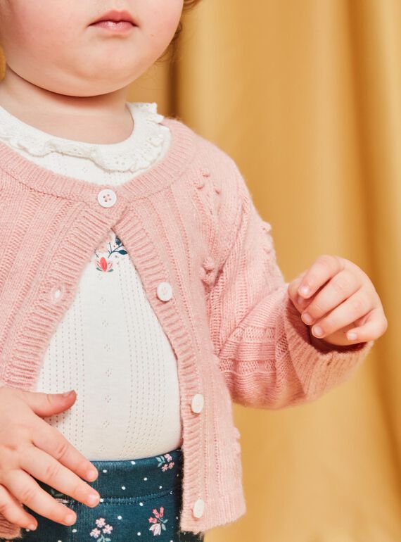 Langärmelige Strickjacke mit Lochmuster DATAMY / 22H1BFZ1CAR301