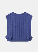 Ärmelloser Pullover mit Zopfmuster MERSADETTE / 25E2PF81CSMC238