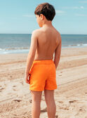 Orangefarbene Badeshorts mit Zaubermotiven  MRUMOUAGE / 25E4PGC7MAIE405
